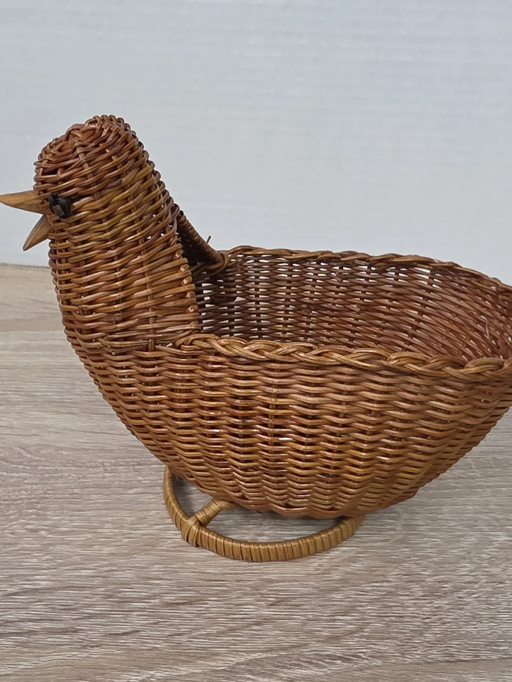 Vintage AVON Small Wicker Chick Woven Rattan Centerpiece Basket Farmhouse Decor